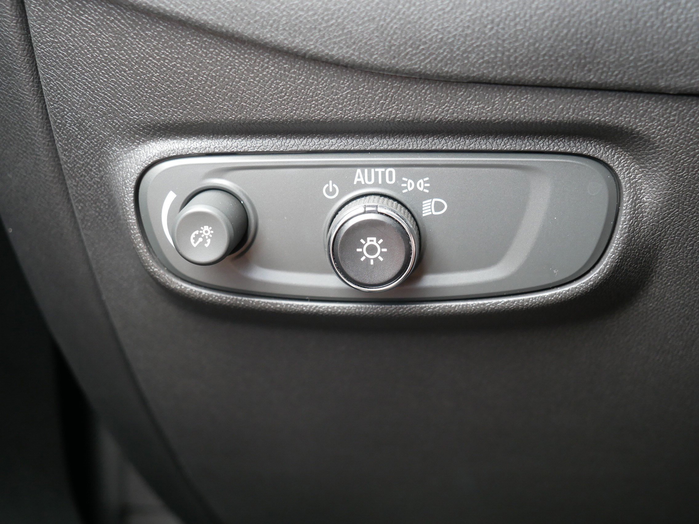 Used 2023 Chevrolet Equinox LT AWD/4WD image 26