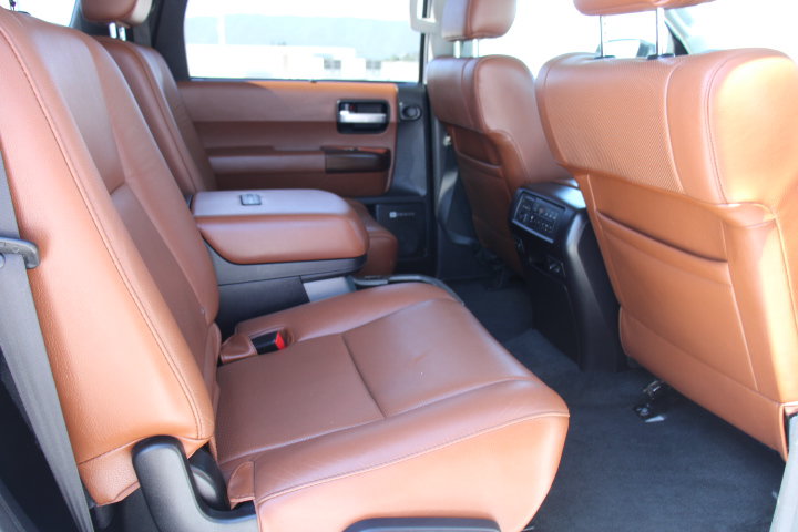 Used 2017 Toyota Sequoia Platinum RWD image 22