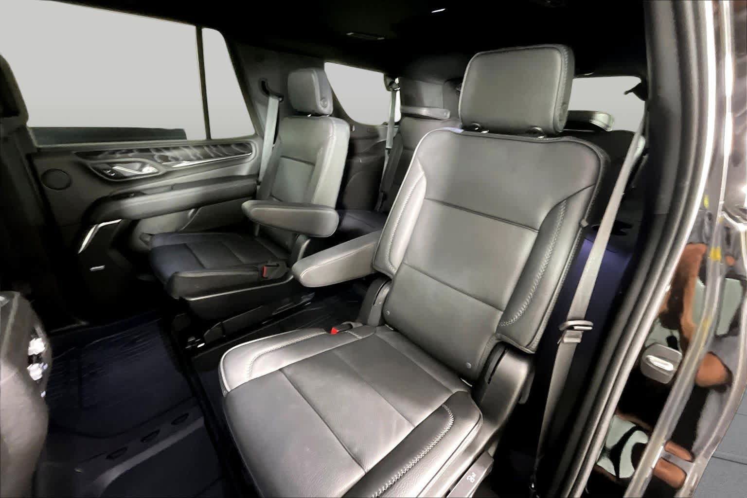 Used 2023 GMC Yukon Denali RWD image 19