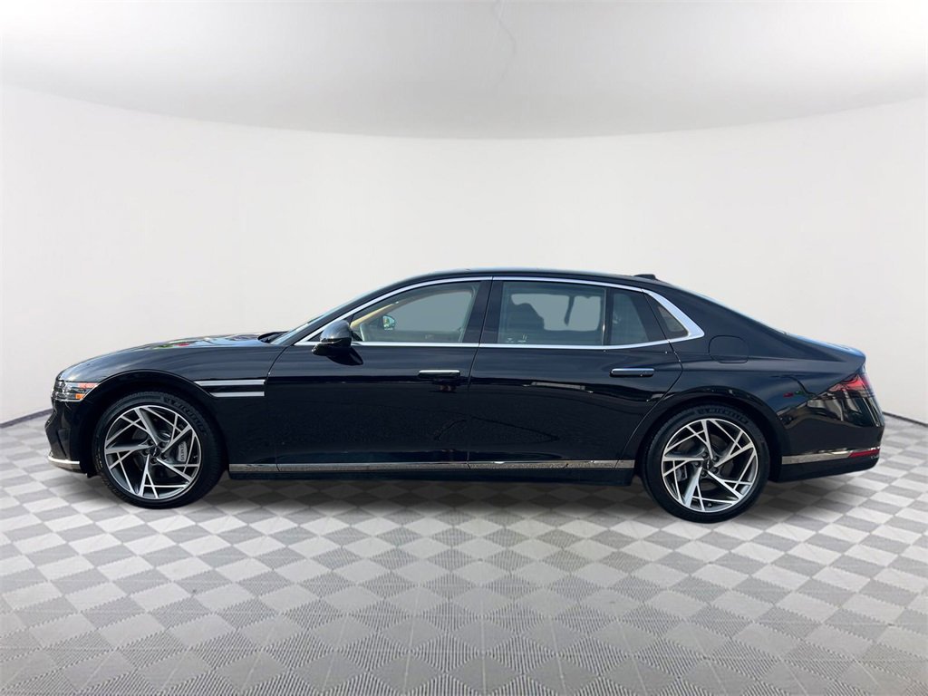 Used 2025 Genesis G90 3.5T image 8
