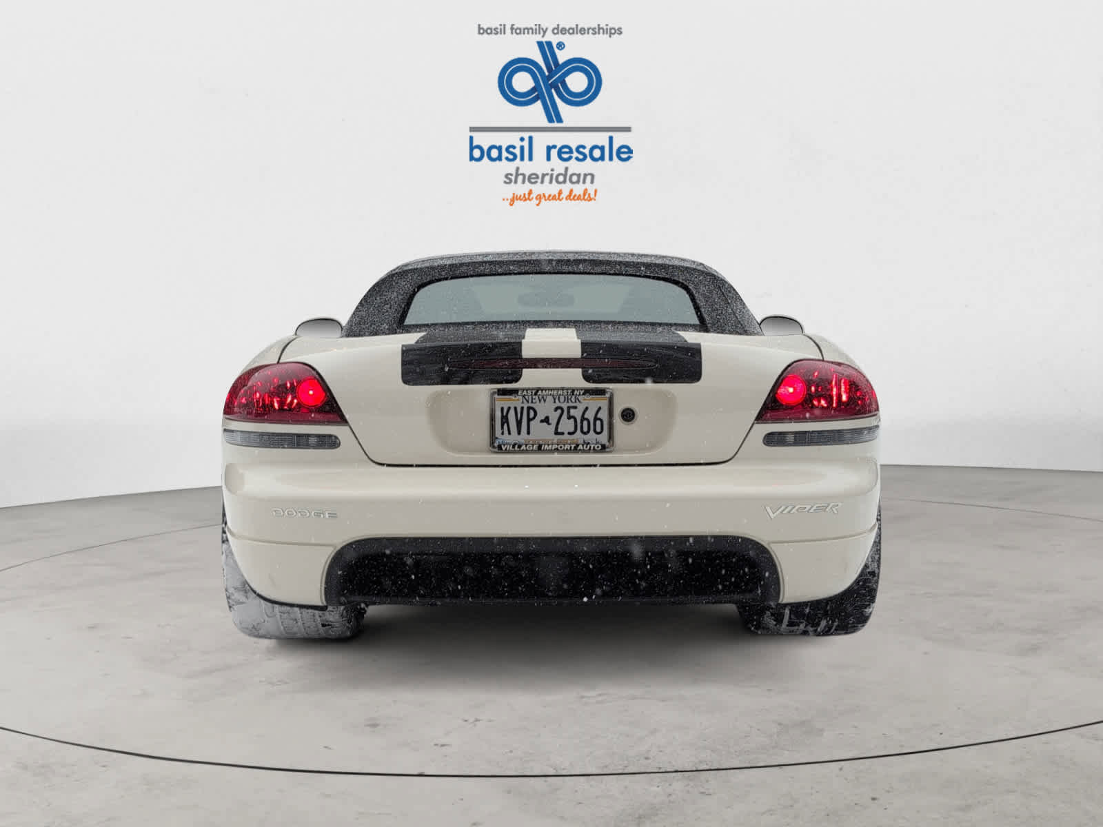 Used 2005 Dodge Viper SRT-10 image 6