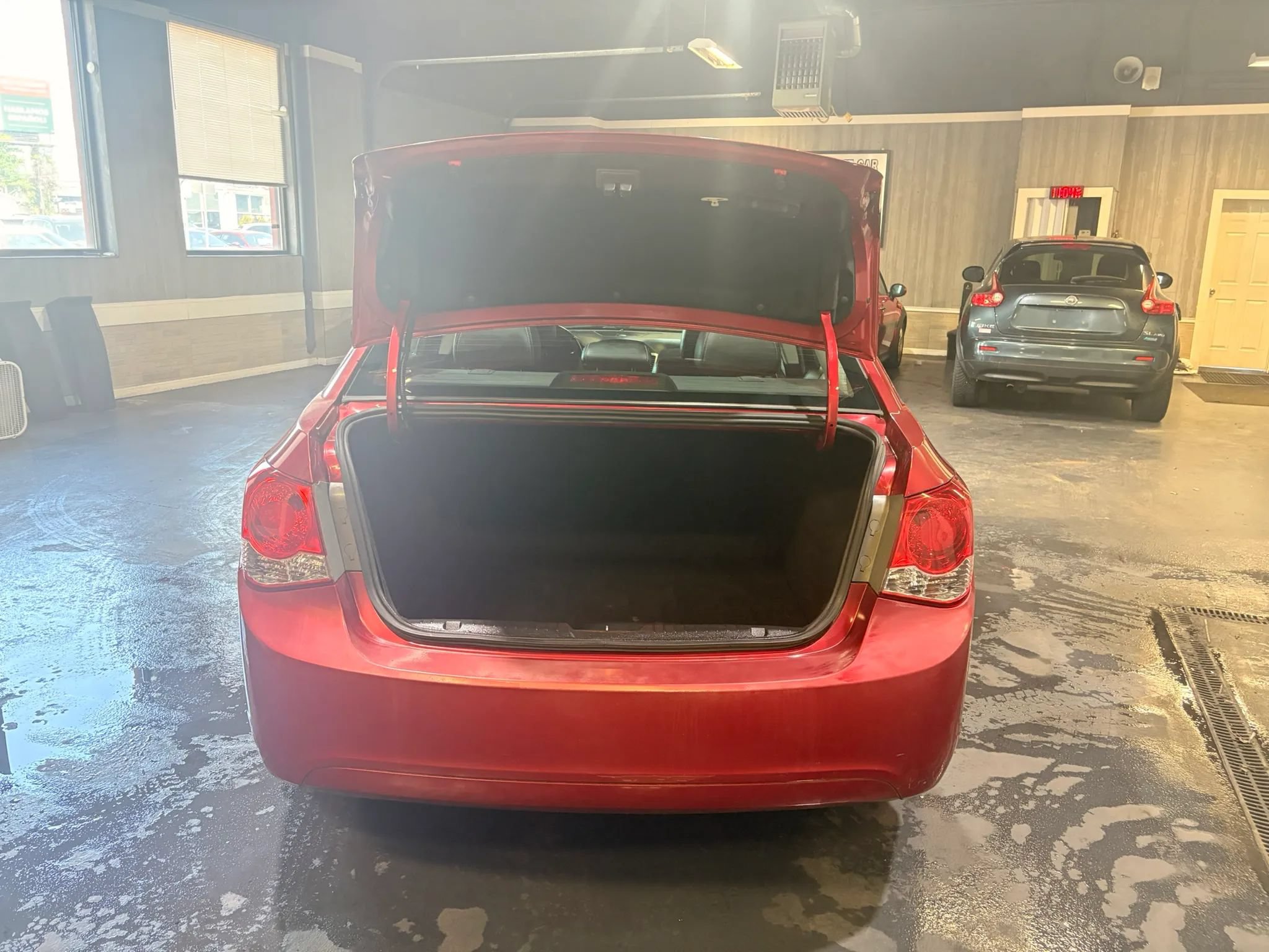 Used 2011 Chevrolet Cruze LT FWD image 15