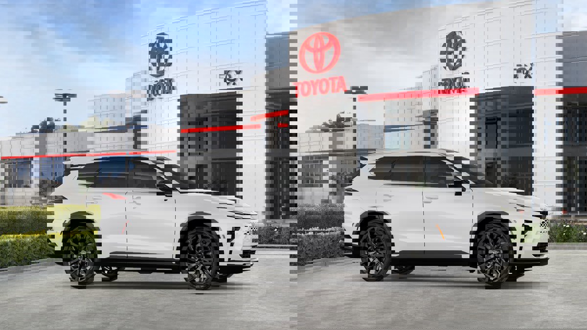 New 2026 Toyota Crown Signia image 13