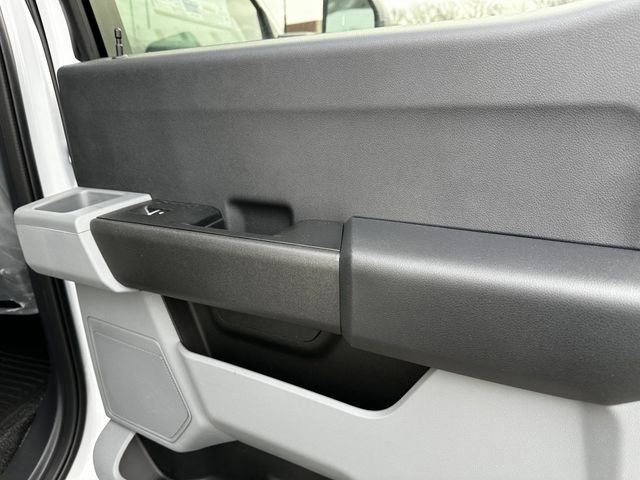 New 2026 Ford F550 4x4 Crew Cab image 60
