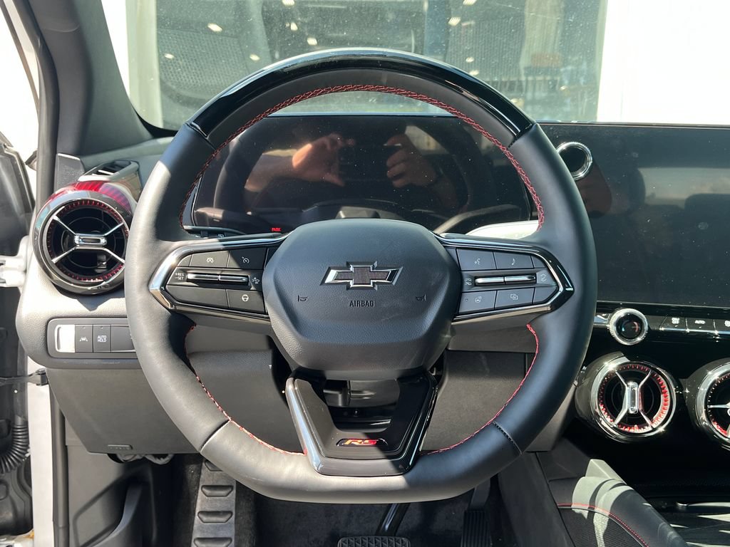 New 2025 Chevrolet Blazer EV RS w/ Super Cruise Package AWD/4WD image 14