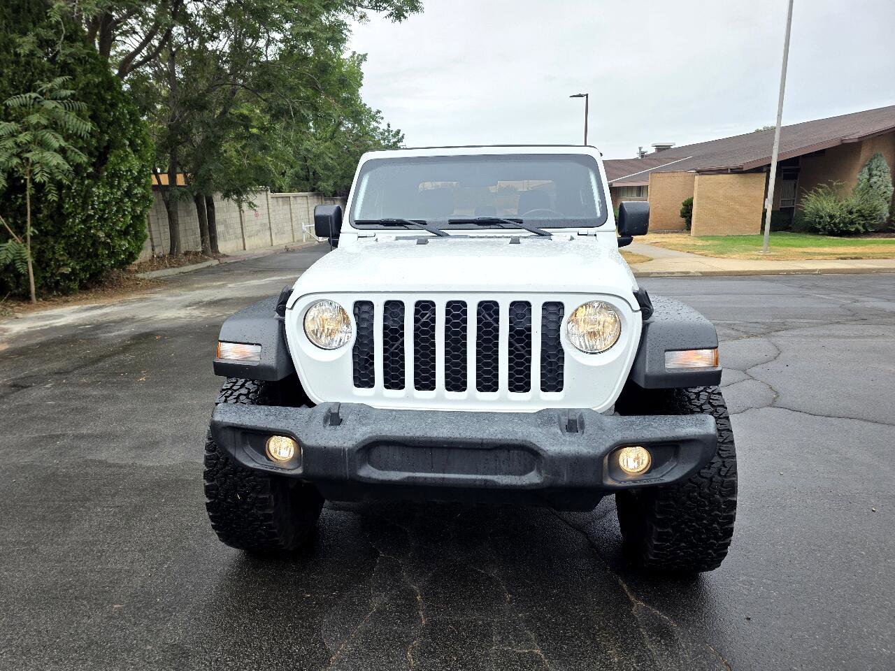 Used 2020 Jeep Gladiator Sport w/ Quick Order Package 24S image 8