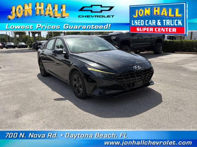 Used 2022 Hyundai Elantra SEL w/ Convenience Package FWD image 12