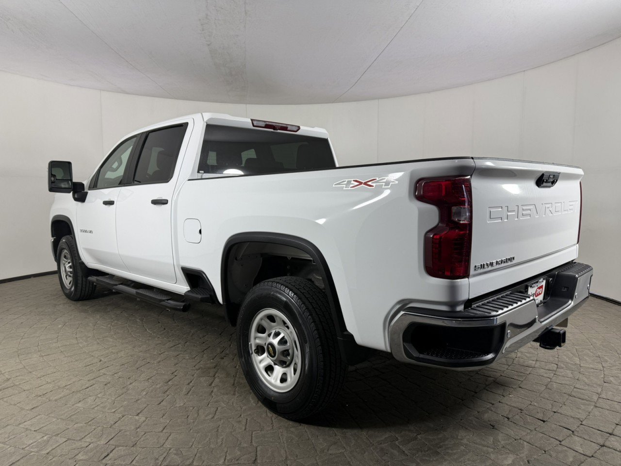 Used 2025 Chevrolet Silverado 3500 W/T w/ WT/CX Safety Package AWD/4WD image 6