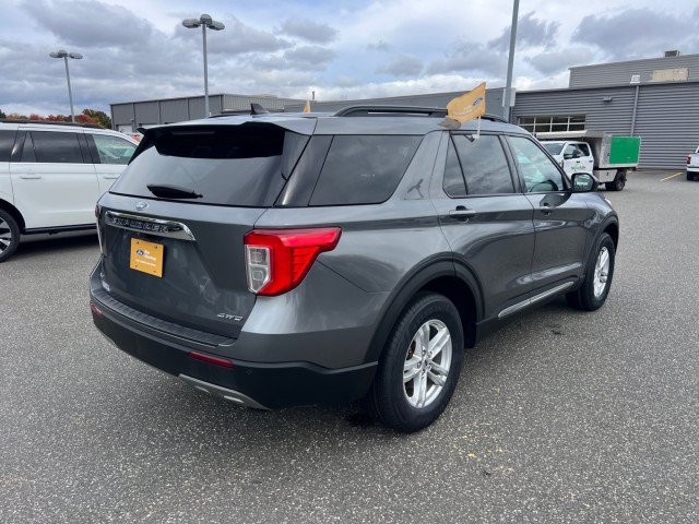 Certified 2023 Ford Explorer XLT w/ Equipment Group 202A AWD/4WD image 5