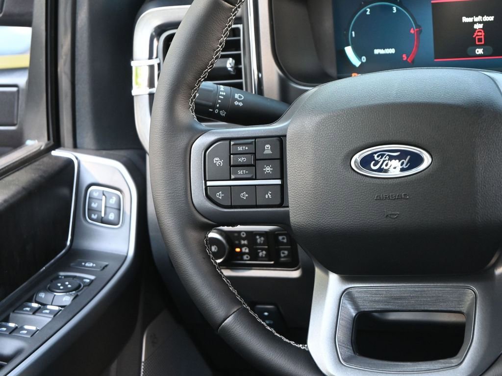New 2025 Ford F350 Lariat w/ Lariat Ultimate Package image 31