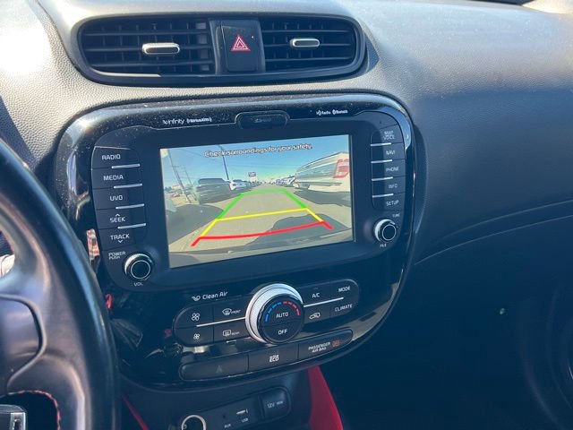 Used 2015 Kia Soul + FWD image 23