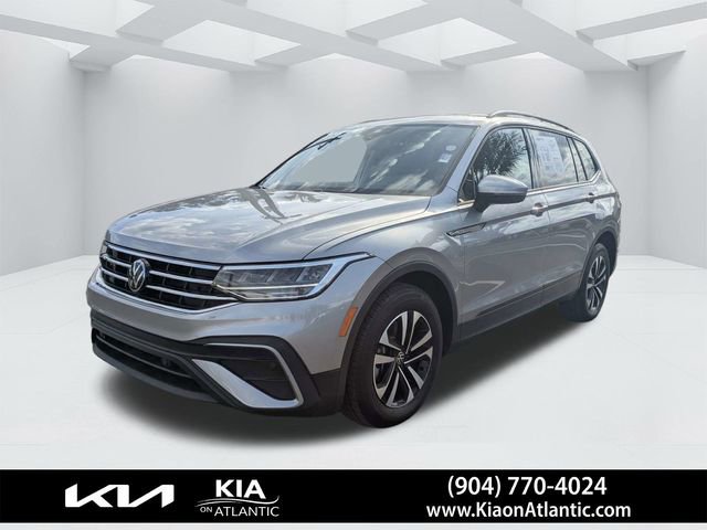 Used 2024 Volkswagen Tiguan S image 7