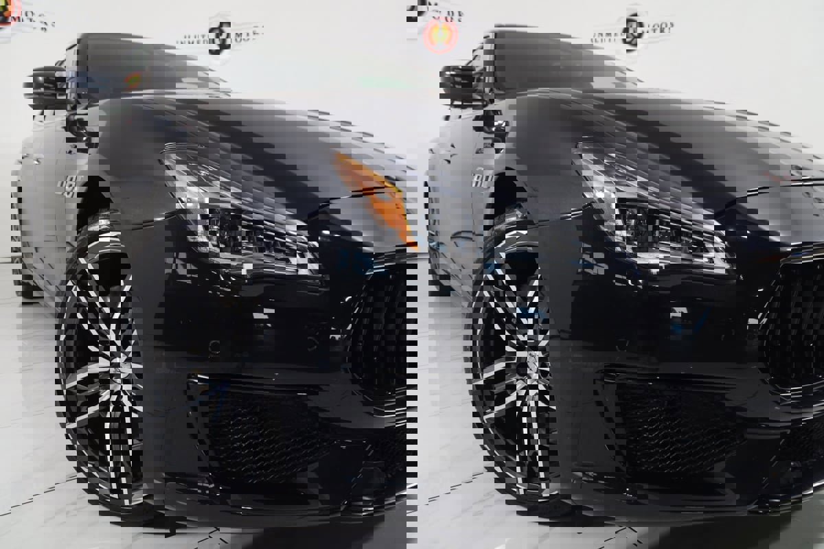 Used 2023 Maserati Quattroporte Modena Q4 image 22