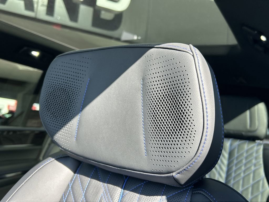 New 2026 Cadillac Escalade IQL Sport 1 w/ LPO, ONYX Package image 22