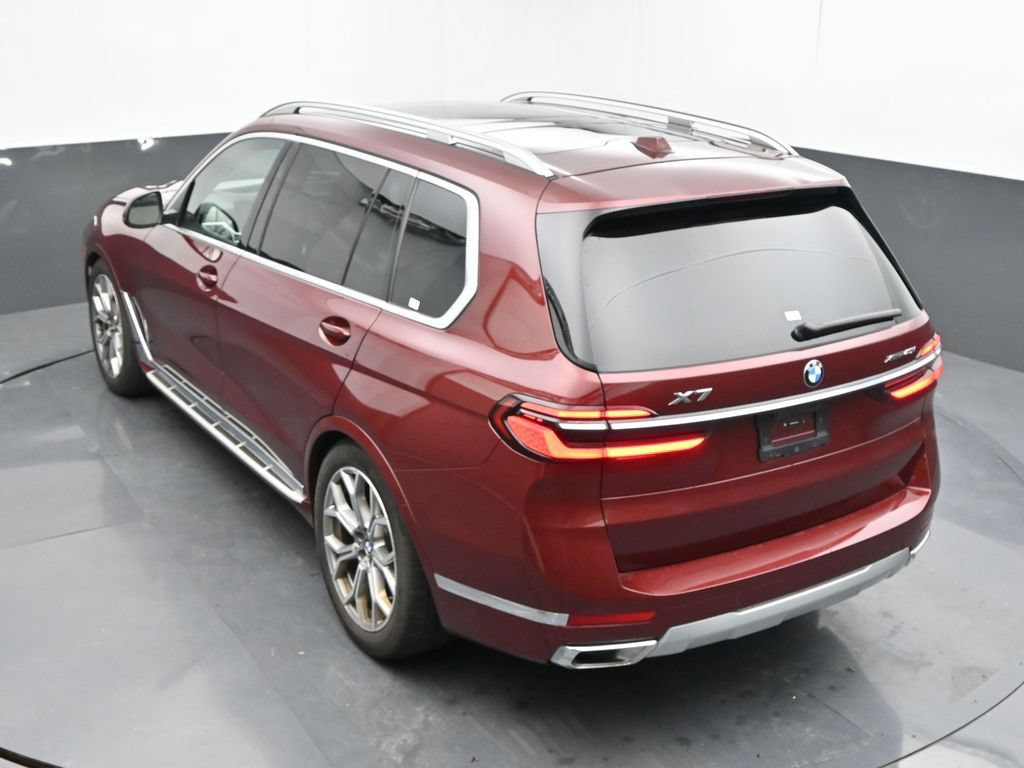 Used 2025 BMW X7 xDrive40i AWD/4WD image 23