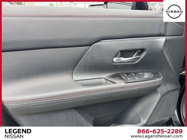 Used 2025 Nissan Kicks SR w/ Illumination Package AWD/4WD image 17