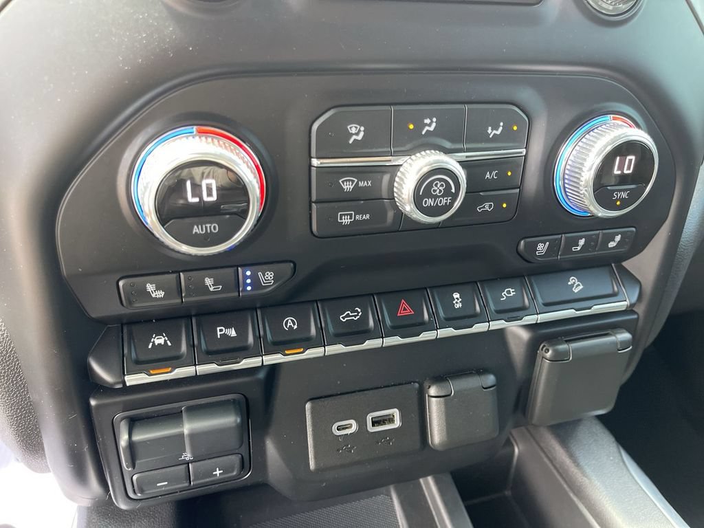 Used 2021 GMC Sierra 1500 Denali w/ Driver Alert Package II AWD/4WD image 19