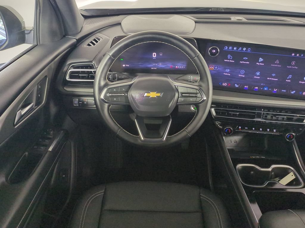 Used 2026 Chevrolet Traverse LT FWD image 20