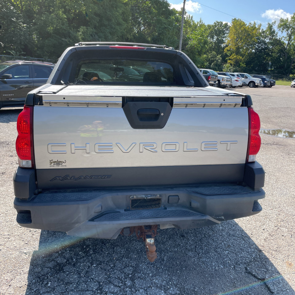Used 2006 Chevrolet Avalanche LS image 7