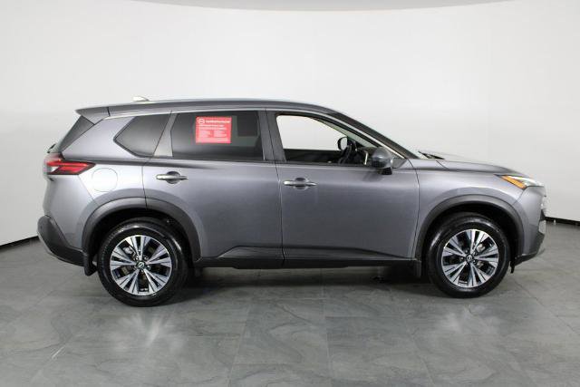 Certified 2022 Nissan Rogue SV image 13