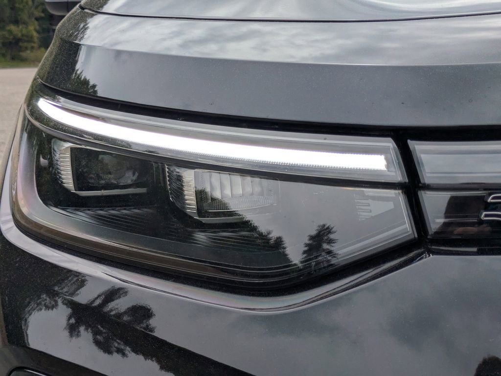 New 2026 Volkswagen Tiguan SE R-Line AWD/4WD image 10