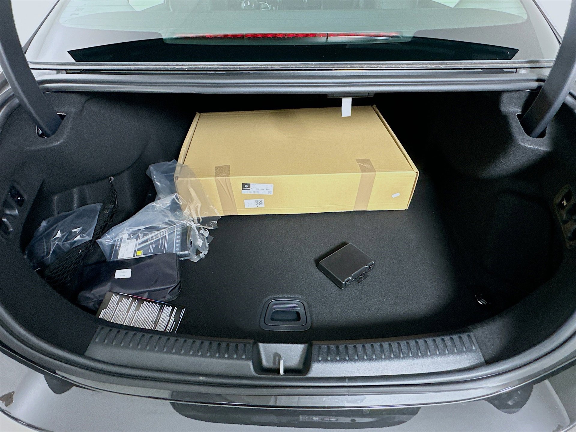 New 2026 Mercedes-Benz E 350 4MATIC Sedan image 28