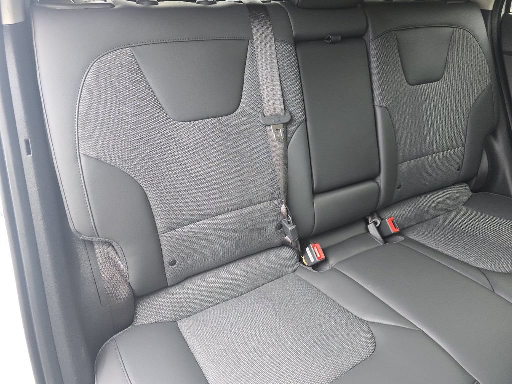 Used 2026 Kia Niro Wind w/ Wind Preserve Package FWD image 21