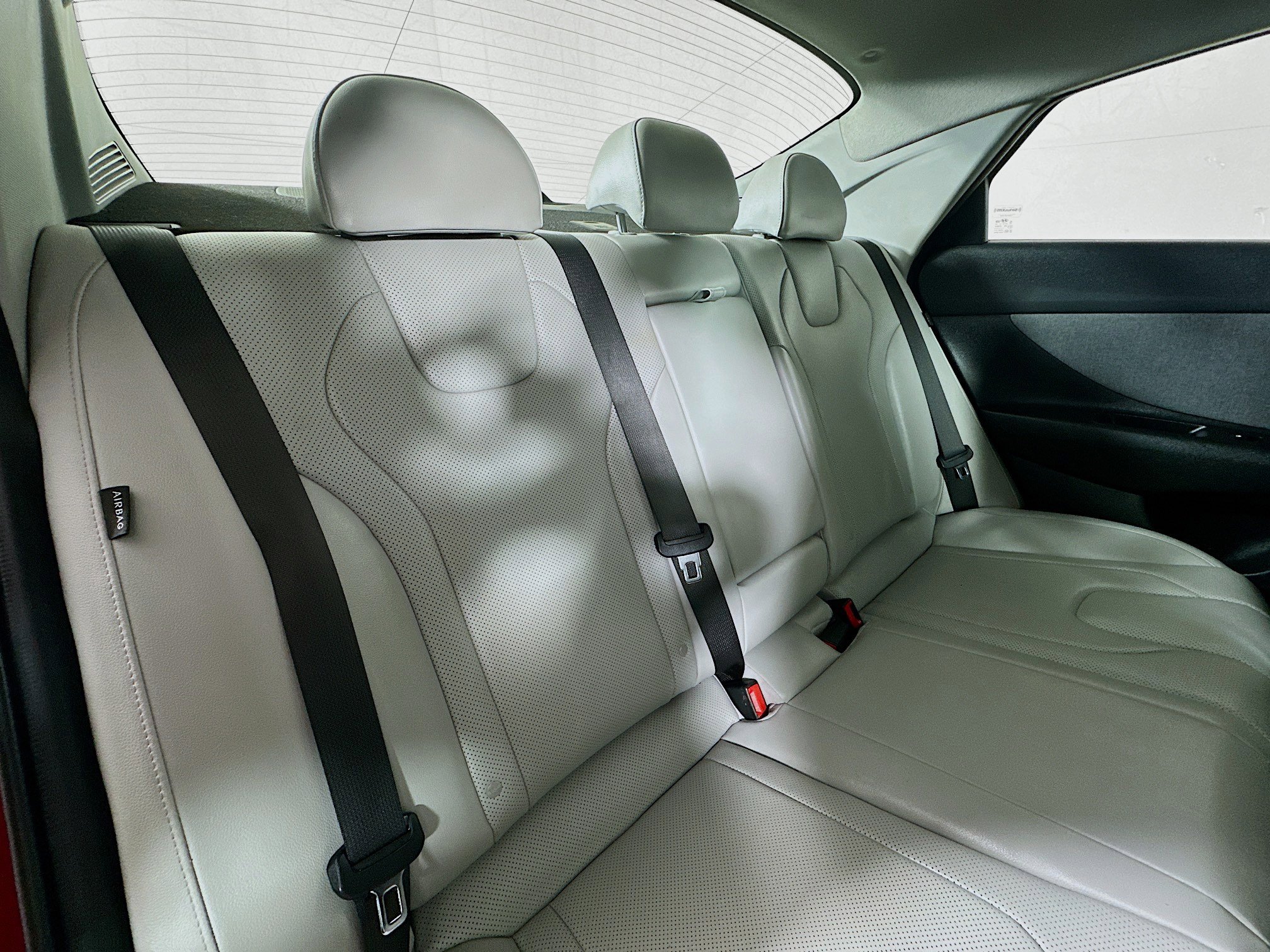 Certified 2024 Hyundai Elantra Limited FWD image 27