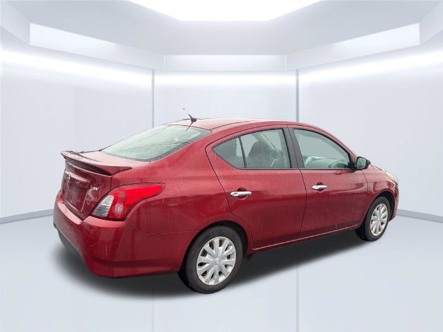 Used 2019 Nissan Versa SV FWD image 5