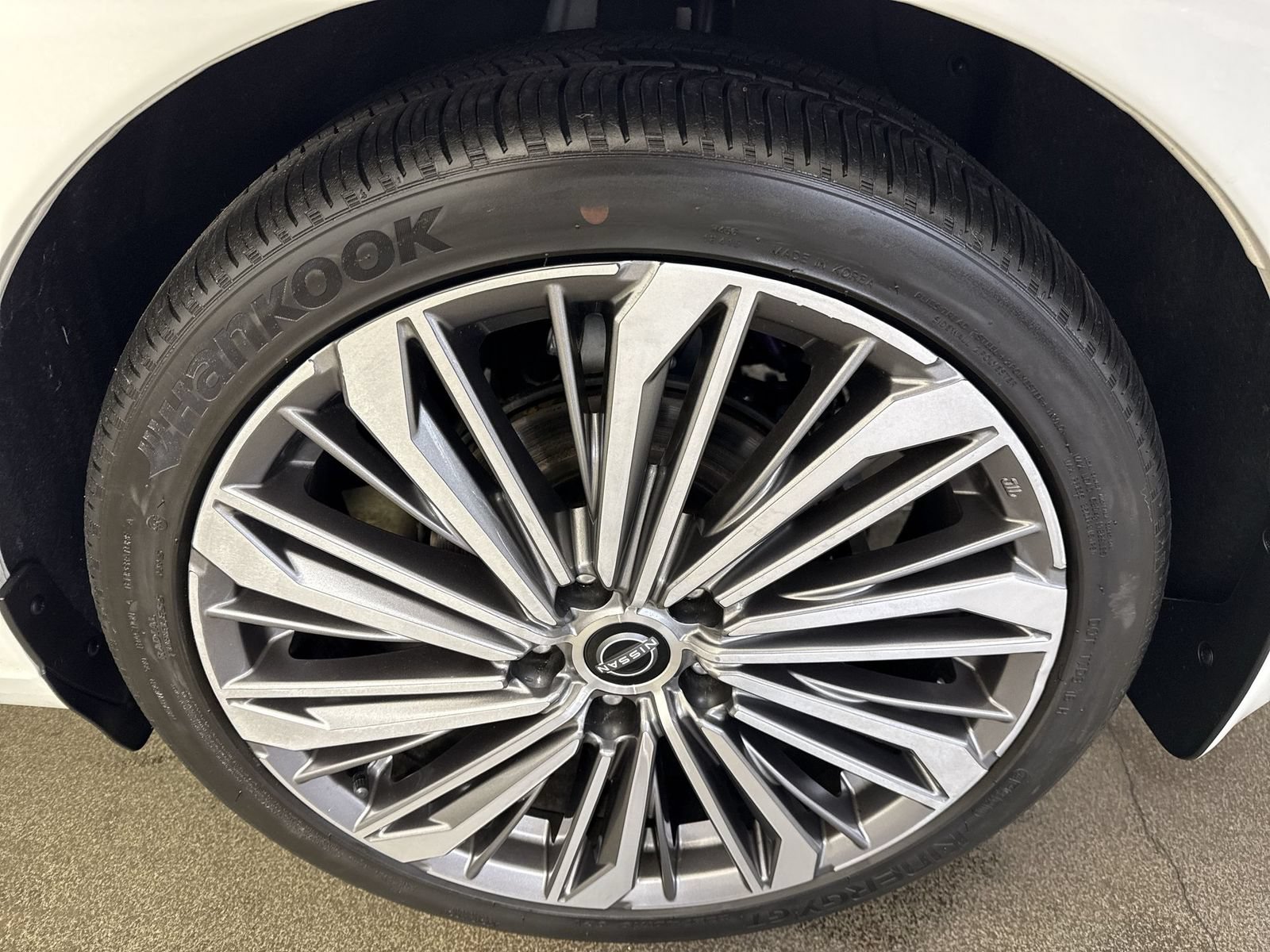 Used 2024 Nissan Altima 2.5 SL FWD image 6