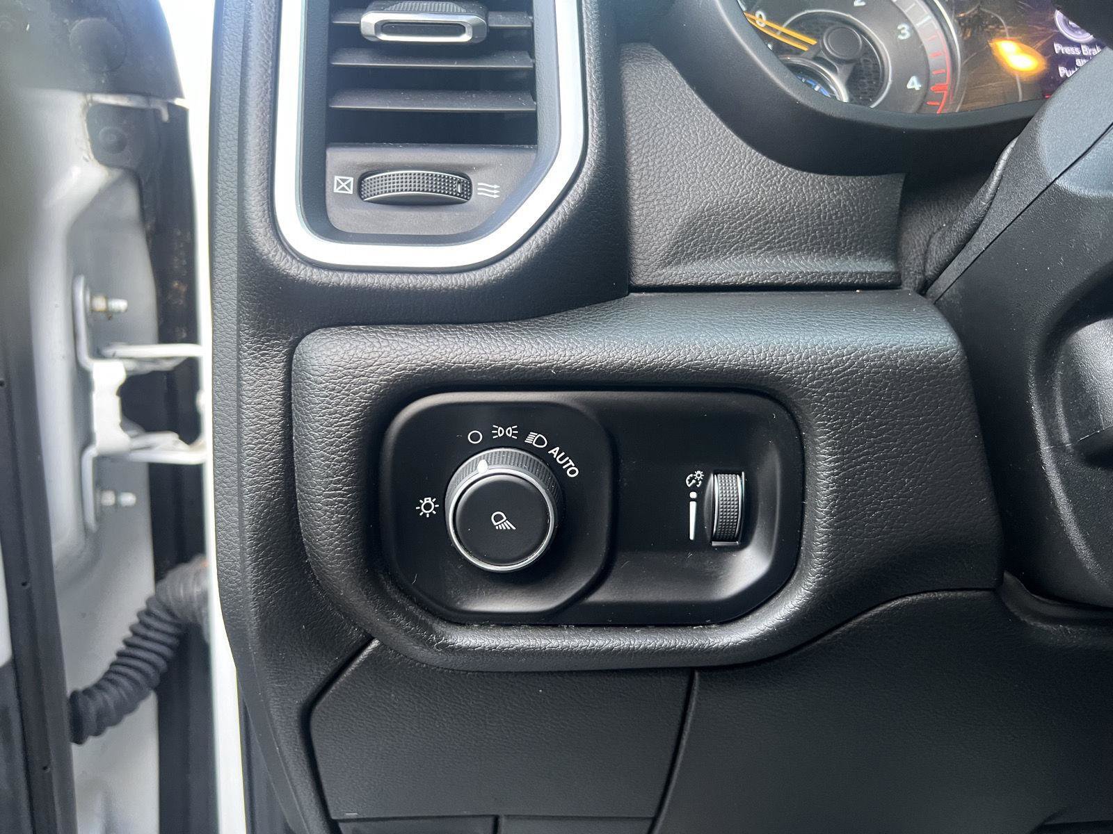 Used 2021 RAM 2500 Big Horn image 10