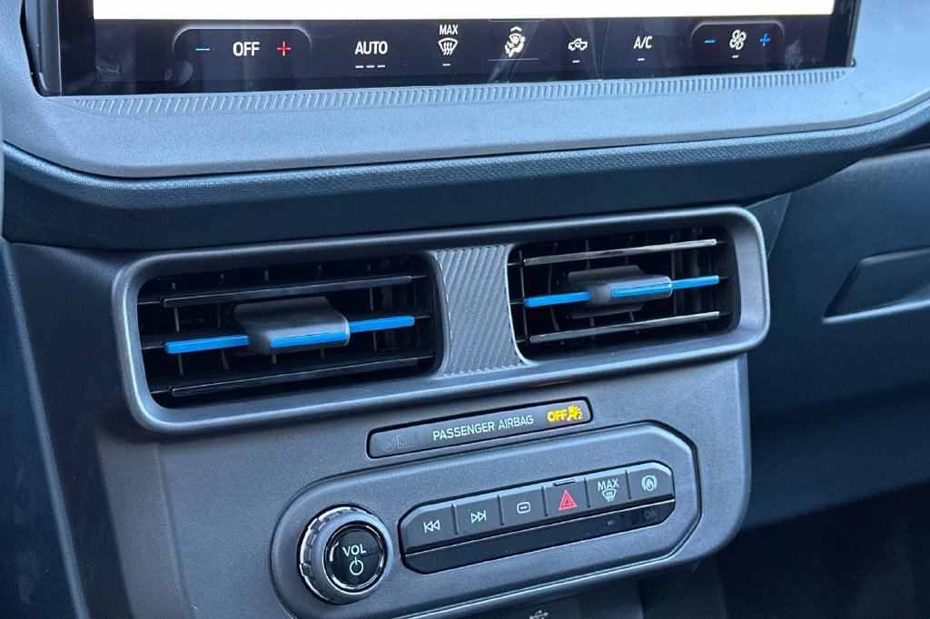 New 2026 Ford Maverick Lobo AWD/4WD image 19