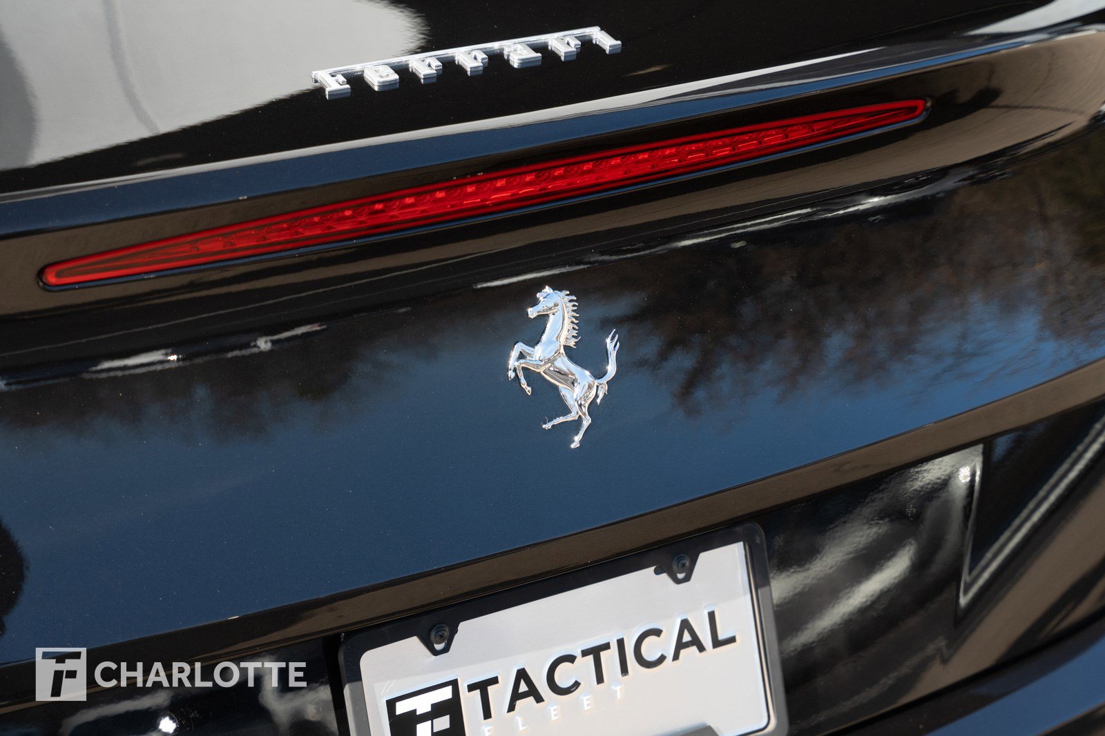 Used 2016 Ferrari California T image 15