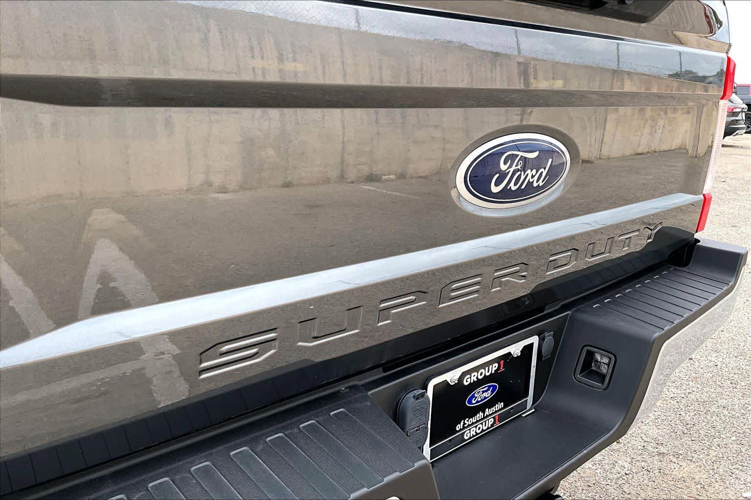 Used 2019 Ford F250 XL w/ STX Appearance Package AWD/4WD image 10