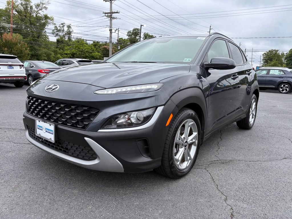 Used 2022 Hyundai Kona SEL w/ Cargo Package AWD/4WD image 3