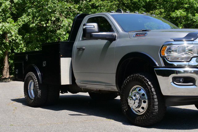 Used 2023 RAM 3500 SLT w/ Quick Order Package 2YG SLT AWD/4WD image 34