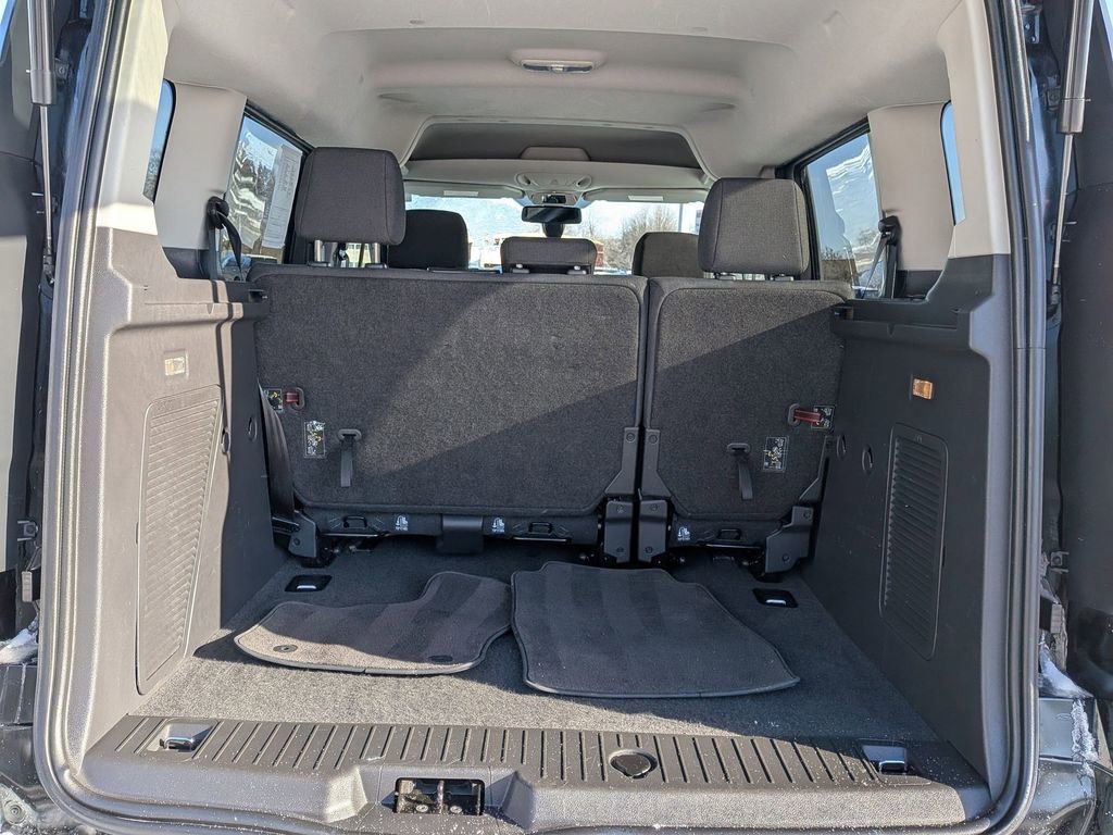 Used 2017 Ford Transit Connect XLT image 17