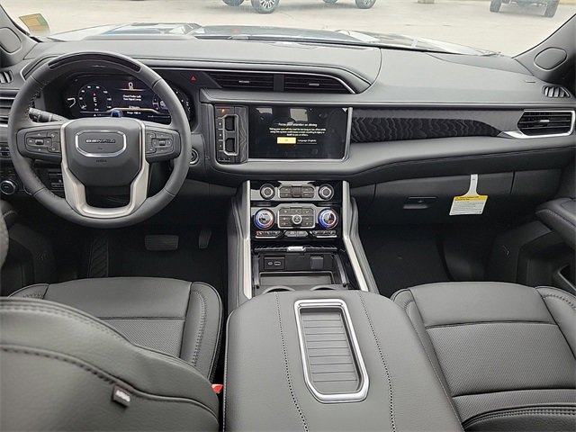 New 2024 GMC Yukon Denali w/ Advanced Technology Package image 19