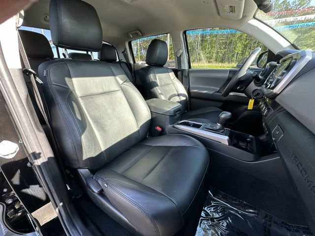 Used 2022 Toyota Tacoma SR5 image 24