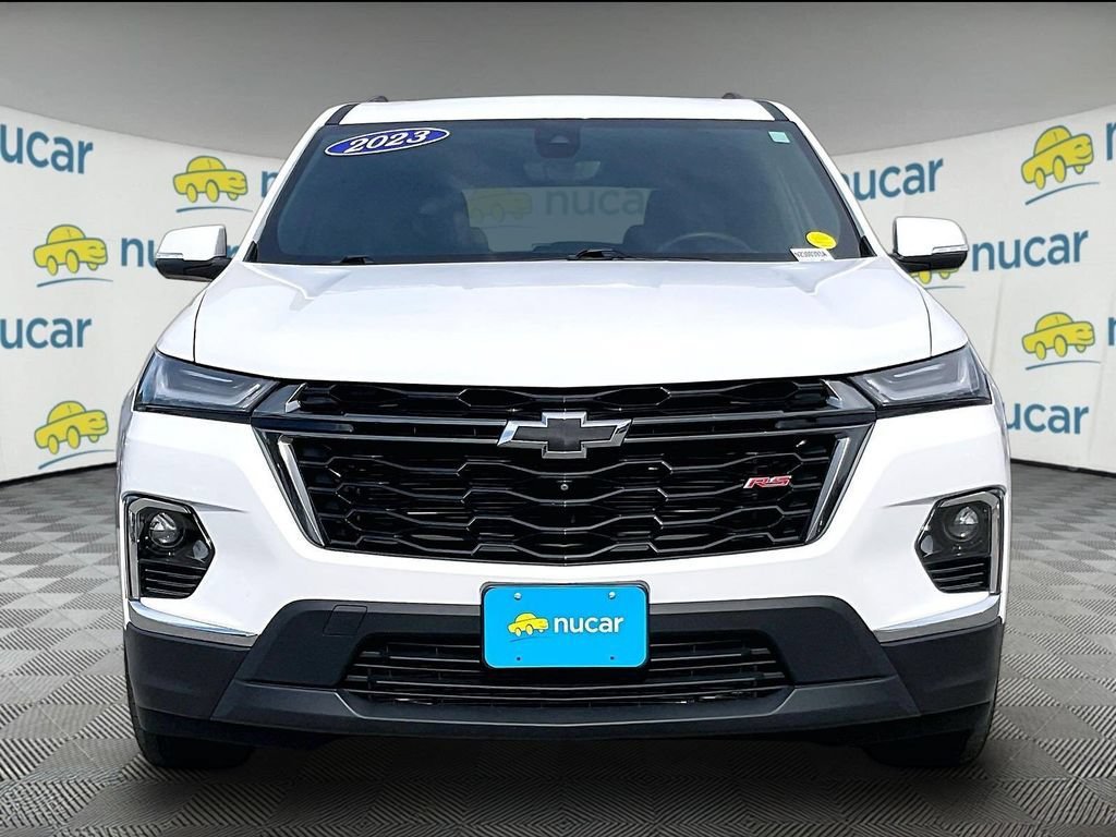 Used 2023 Chevrolet Traverse RS w/ LPO, Floor Liner Package AWD/4WD image 2