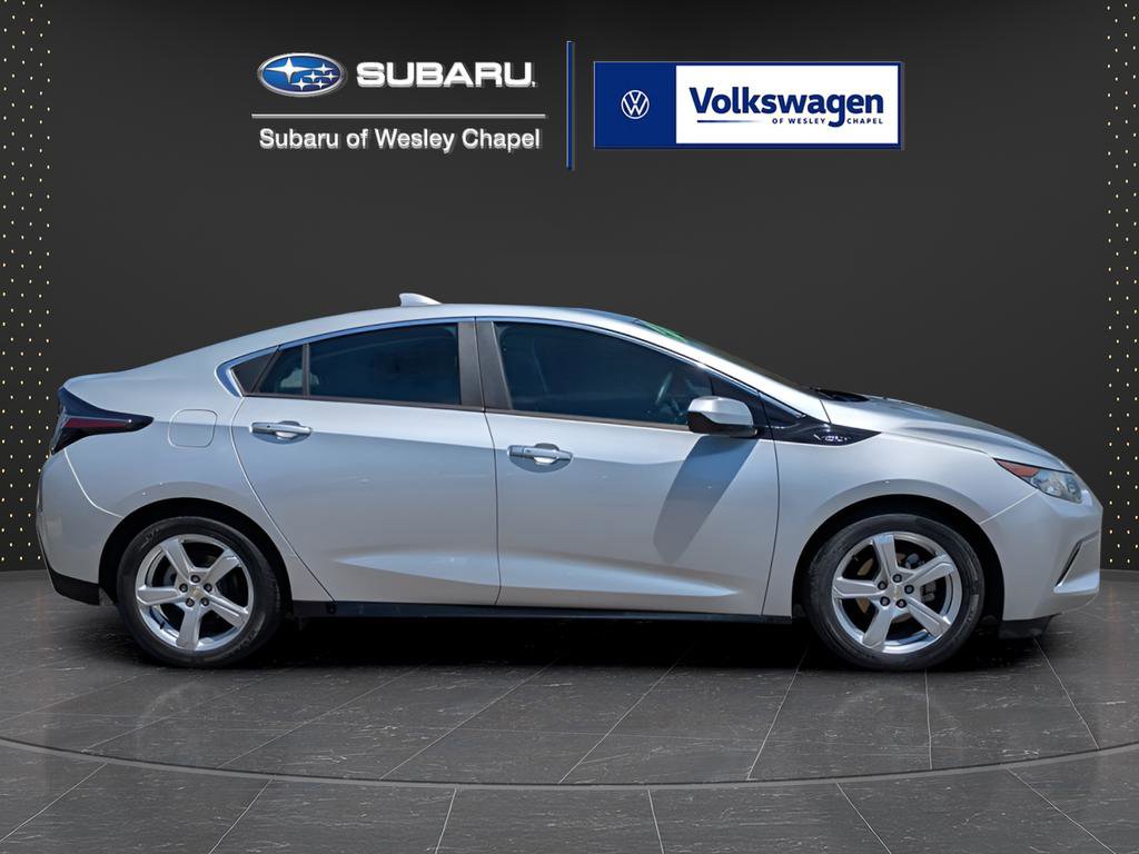 Used 2018 Chevrolet Volt LT w/ LT Driver Confidence Package FWD image 4