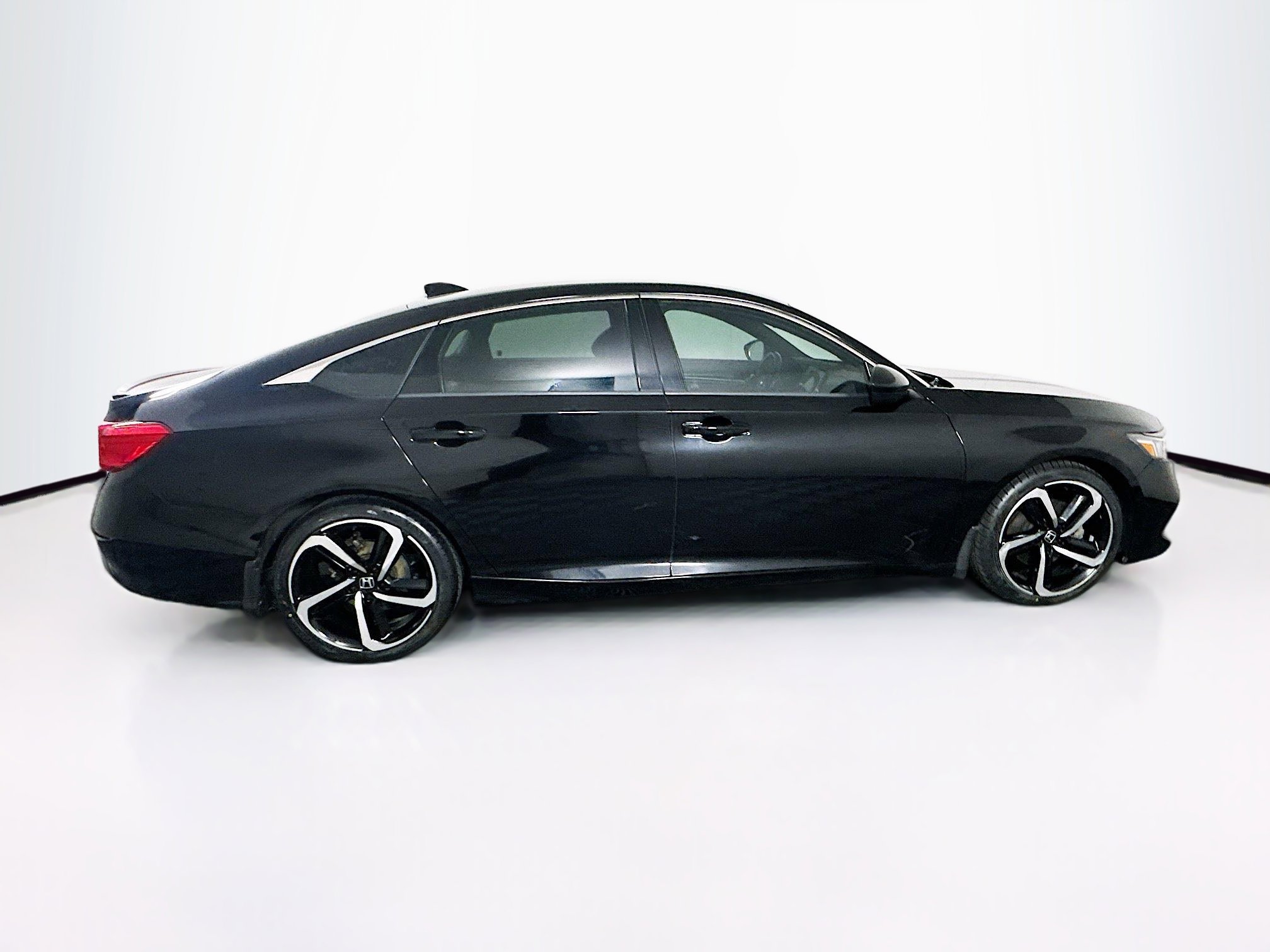 Used 2022 Honda Accord Sport image 10