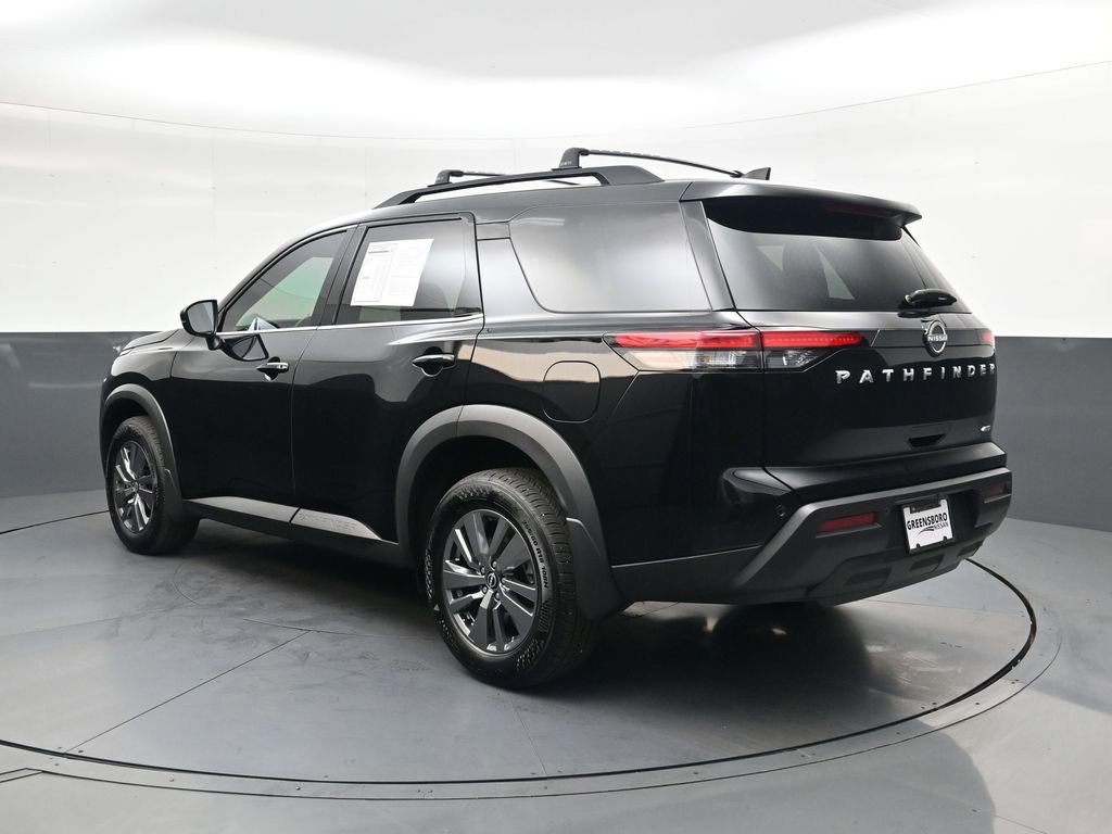 Used 2025 Nissan Pathfinder SV AWD/4WD image 5