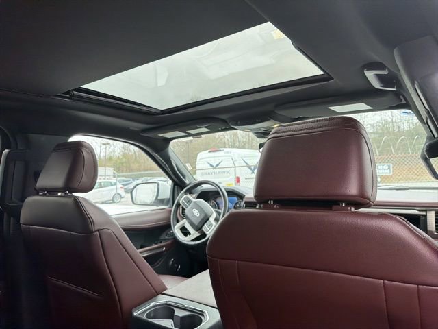 Used 2024 Ford Expedition Max Limited image 16