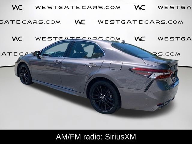 Used 2023 Toyota Camry XSE FWD image 5