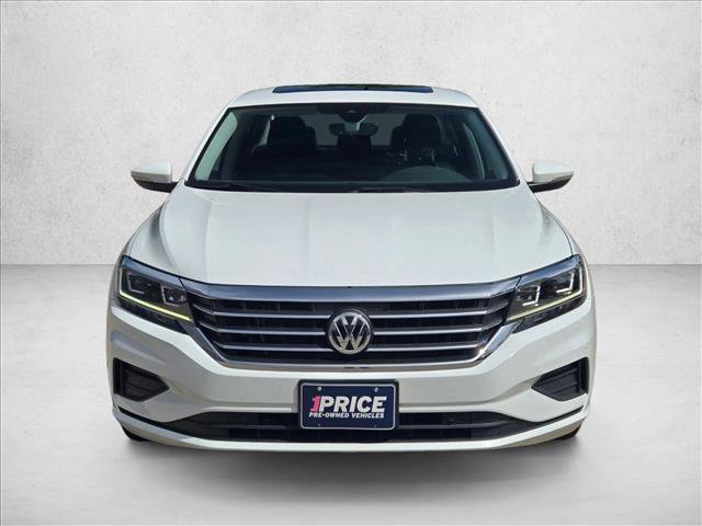 Used 2020 Volkswagen Passat 2.0T SEL FWD image 2