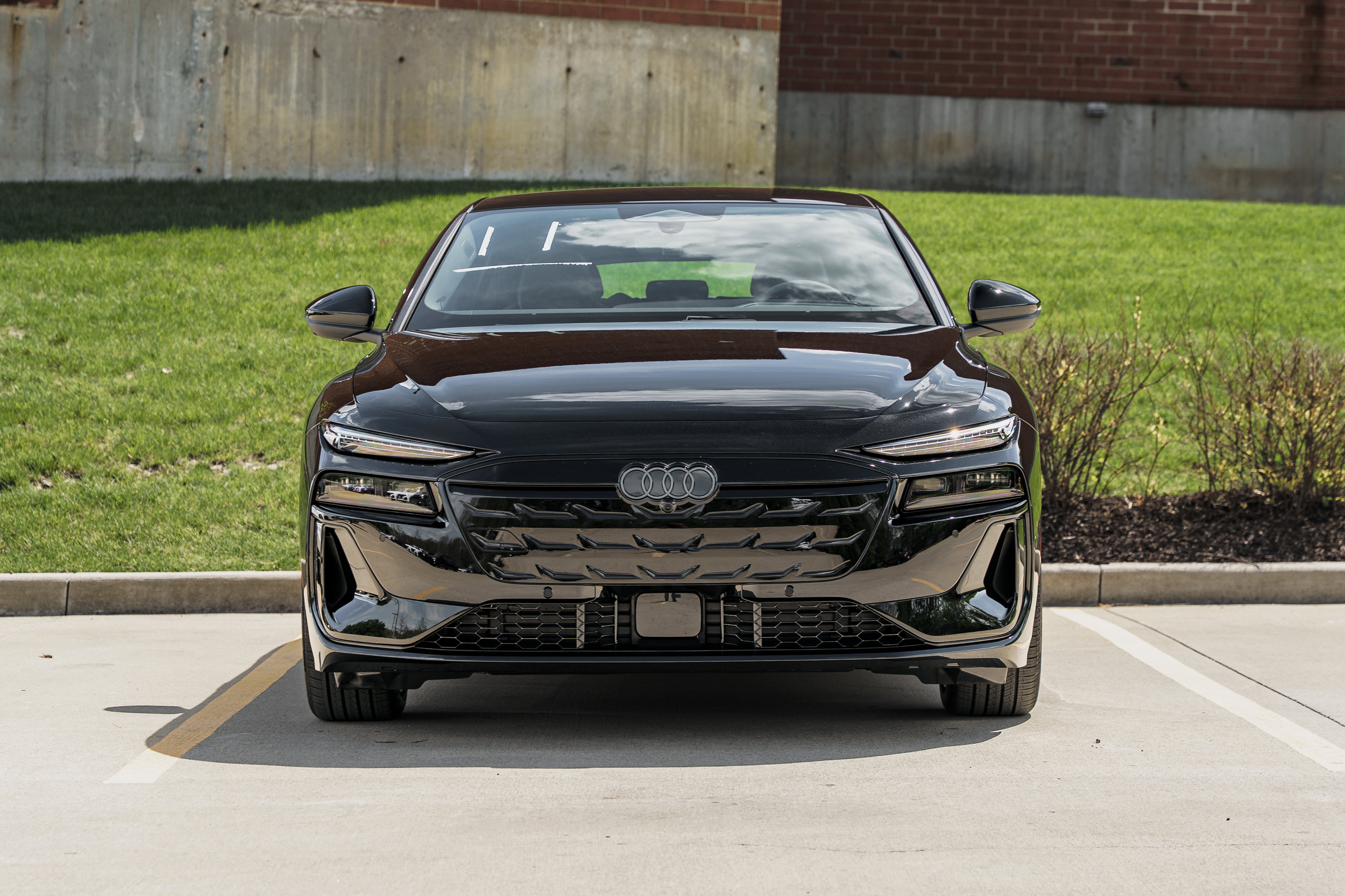 New 2027 Audi A6 e-tron Premium Plus image 31