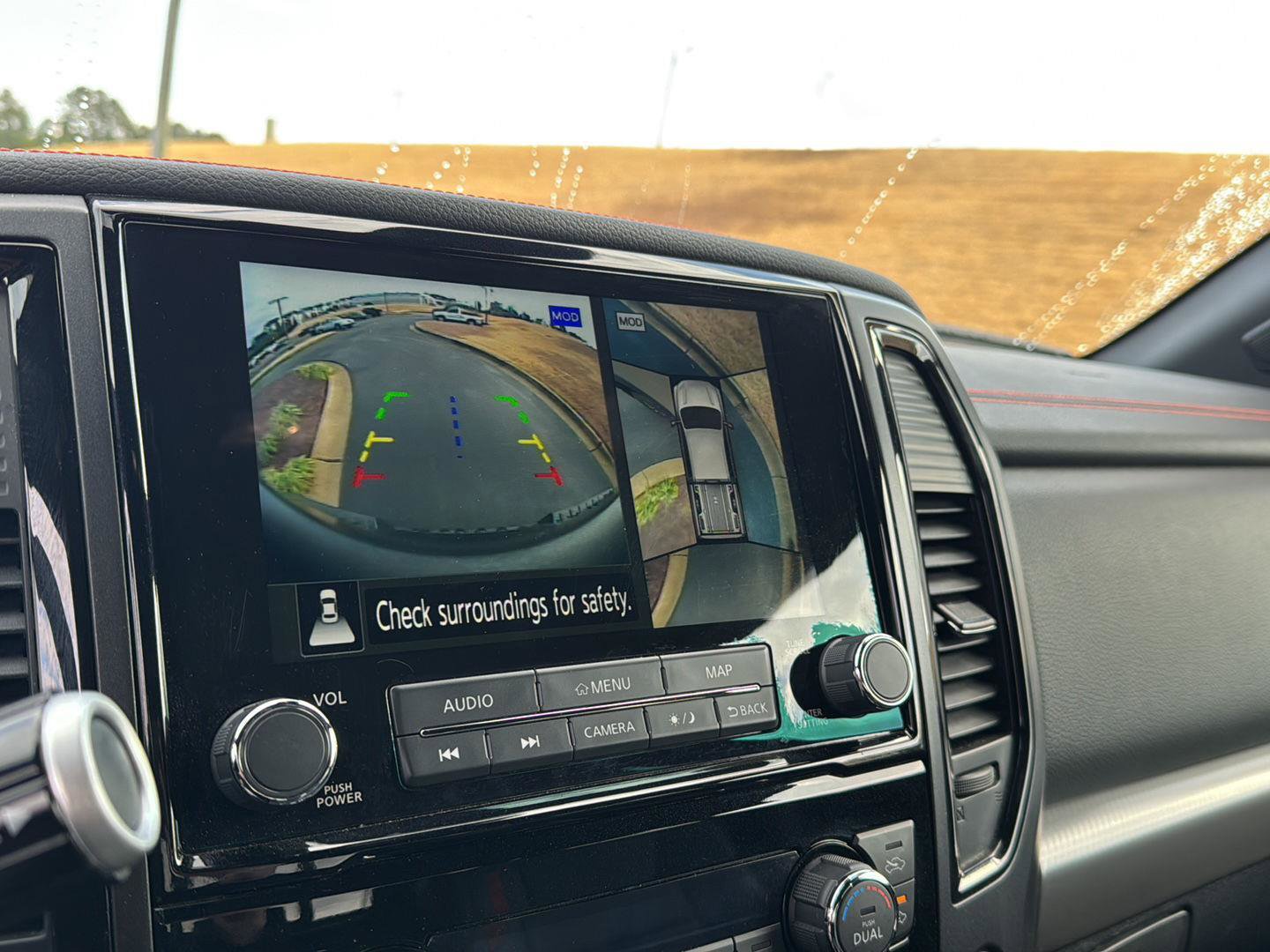 Used 2023 Nissan Titan PRO-4X w/ Pro-4x Convenience Package image 24