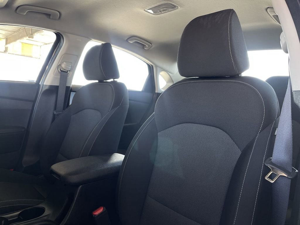Used 2024 Kia Forte LXS image 17