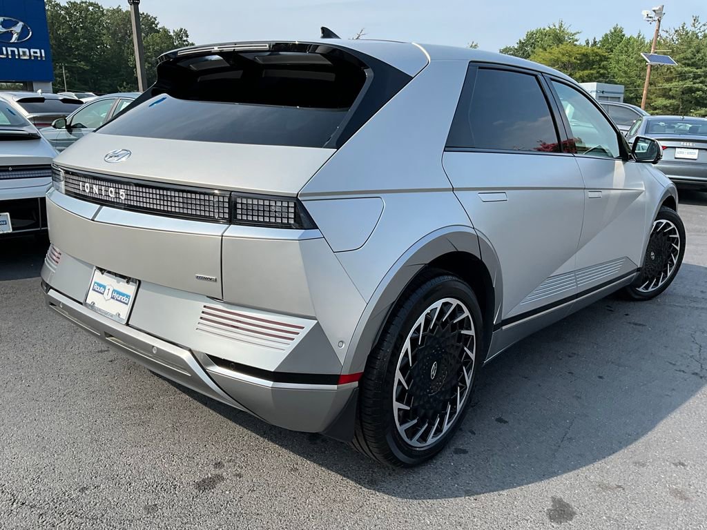 Used 2024 Hyundai Ioniq 5 Limited image 53